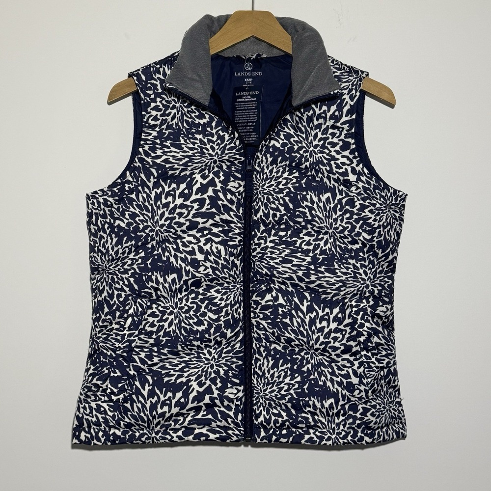 LANDS END Women's XS Puffer Vest Down Quilted Navy White Floral Zip NWT Preppy‎